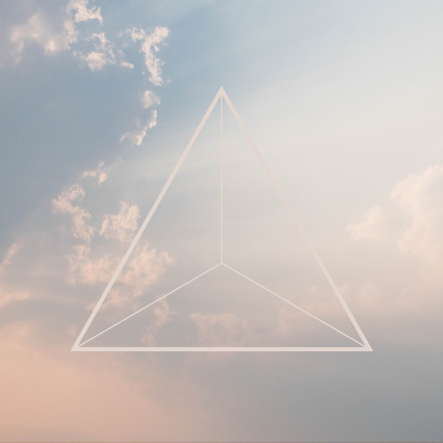 How meditation can help to manage anxiety before a cancer scan, chemotherapy or surgery An image of sunlight and the clouds to represent the calm that meditation can bring to cancer patients